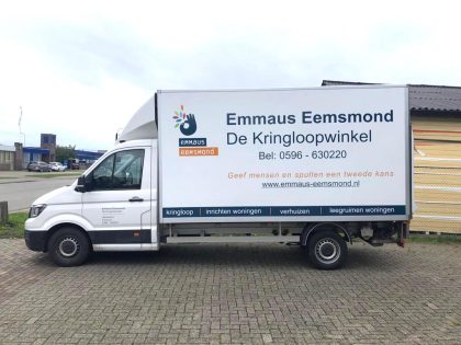 Emmaus Eemsmond Farmsum voertuigbelettering