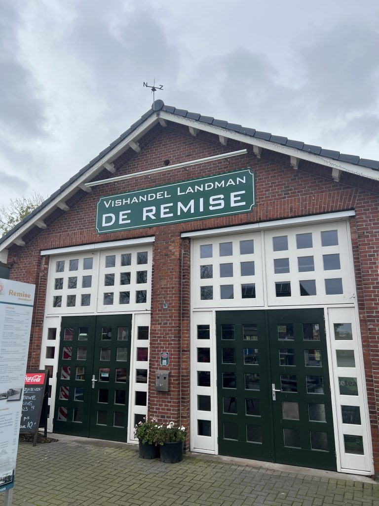 gevelletter van accrylaat zonder licht